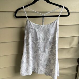 Lululemon Power Pose Tank Light Support A/B Size 10 Jasmine White Multi / Alpine